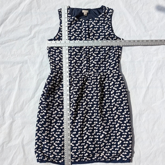 J Crew Navy Blue w. White Heart Print Tank Top Woman's Size 2 - Picture 2 of 8